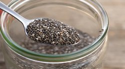 Chia Seeds Benefits: चीया सीड्स को क्यों कहा जाता है सुपरफूड? एक्सपर्ट से जानिये कैसे ब्लड शुगर और कोलेस्ट्रॉल को रखता है कंट्रोल