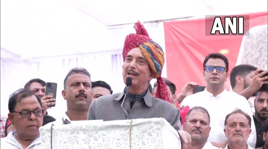 Ghulam Nabi Azad, Azad holds mega rally Jammu, jammu and Kashmir