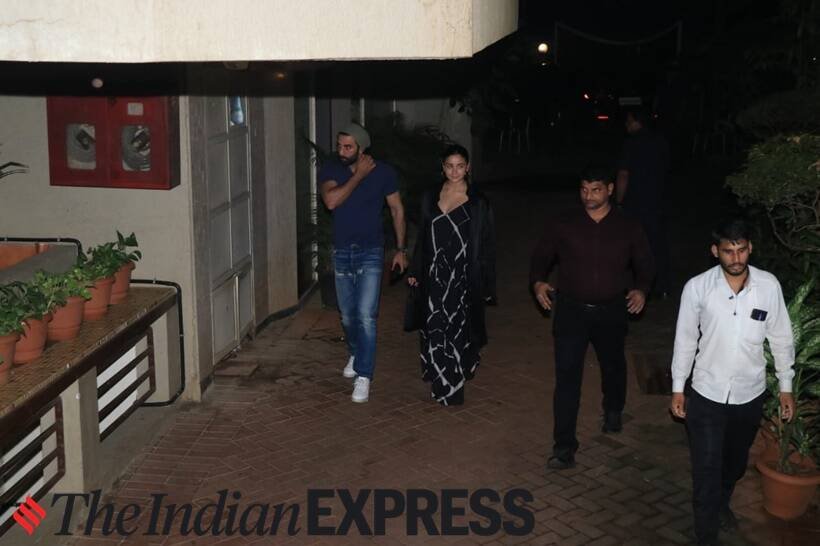 kareena kapoor khan, birthday bash, Kareena birthday bash, Indian Express, lifestyle gallery