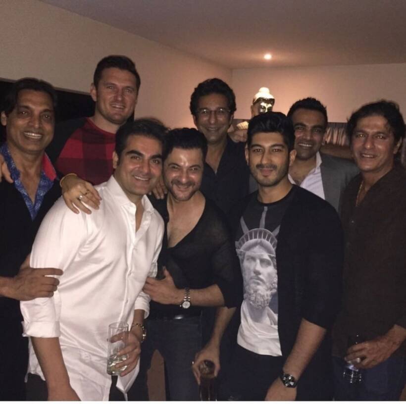 संजय कपूर में फोटो शेयर करते हुए लिखा,आप 60 से ज्यादा उम्र के नहीं लगते (Photo: Sanjay Kapoor/Instagram)