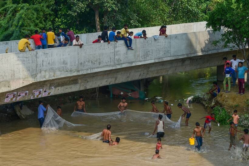केंद्रीय जल आयोग (सीडब्ल्यूसी) के पूर्वानुमान के अनुसार , जल स्तर कम से कम गुरुवार दोपहर तक खतरे के निशान से ऊपर रहने की संभावना है। (PTI)
