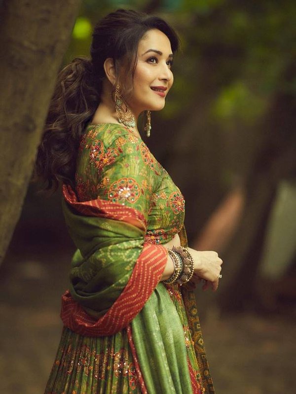 madhuri stylish look