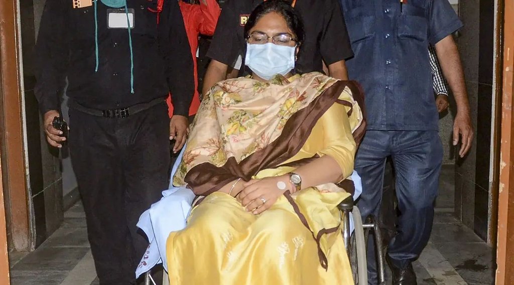  रांची के अस्पताल में पूजा सिंघल (Photo Source- PTI)