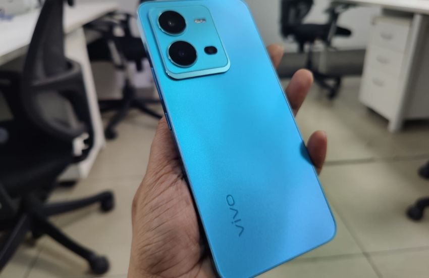 Oppo F21s Pro vs Vivo V25