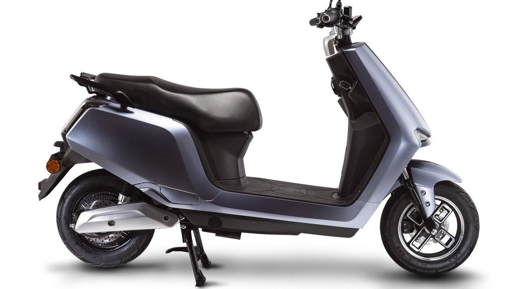 Low Budget Electric Scooter, High Range Electric Scooter, BGauss A2