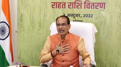 सभी संतुष्ट हैं तो… मेरी कसम खाकर बोलो- जब कलेक्टर के सामने किसान से बोले CM शिवराज