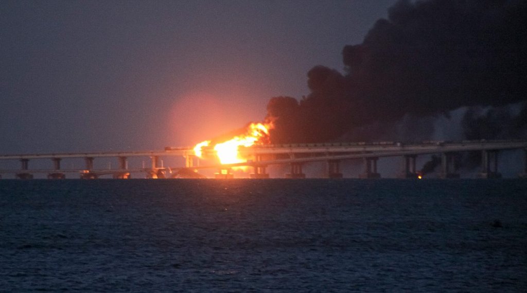 Russia-Ukraine war | Crimea | Crimean Bridge Collapsed