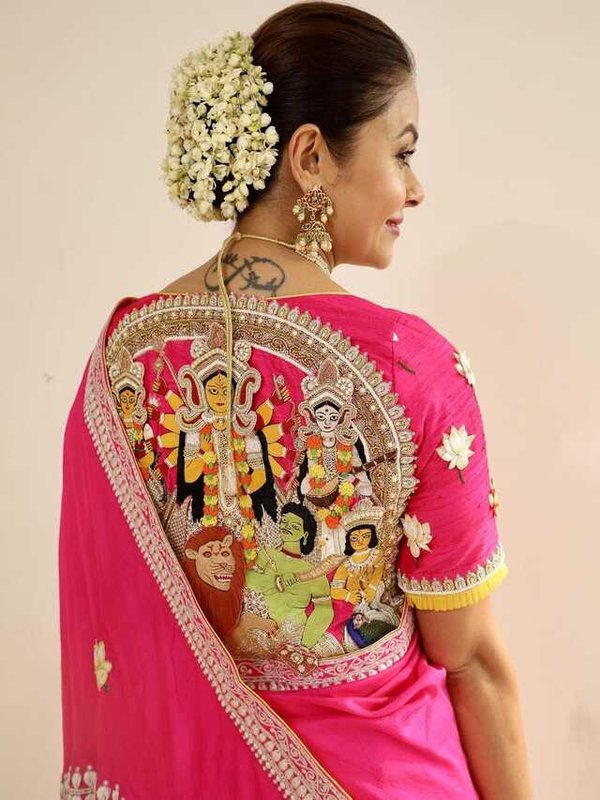 DEVOLEENA IN NAVRATRI RANG