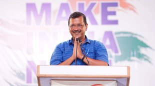 Delhi CM Troll| Arvind Kejriwal| Arvind Kejriwal Photo| Arvind Kejriwal VS BJP Gujrat|