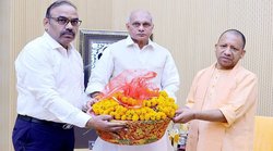 योगी के मंत्री ने लोगों को बताए ग्रह शांति के उपाय