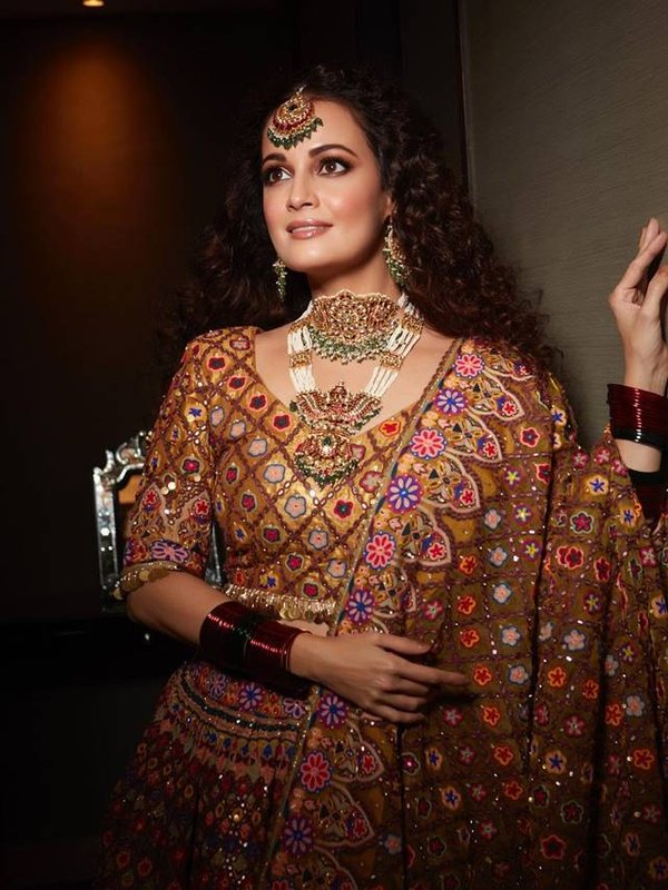 Dia Mirza