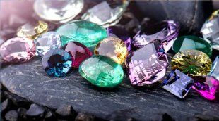 age of gems, expiry date of gems, when to change gems,