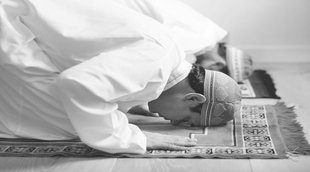 Mob beats up people offering namaz, vandalises mosque Bhora Kalan, Gurugram vandalises mosque