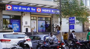 HDFC Bank - HDFC Ltd | Biggest Merger of India | HDFC Latest News