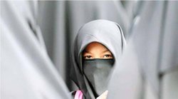 बिहार: मुजफ्फरपुर में हिजाब पर हंगामा, छात्राओं ने लगाए आरोप- टीचर ने देशद्रोही कहा