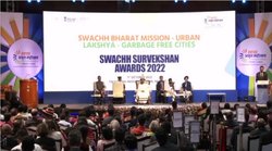 छठी बार बना इंदौर के नाम देश में सबसे स्वच्छ शहर का खिताब, जानिए अन्य किन शहरों ने बनाई टॉप-5 में जगह