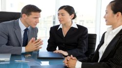 भाषा से भविष्य बनाते दुभाषिए