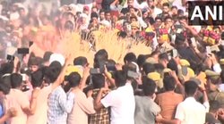 Mulayam Singh Yadav Death: मुलायम सिंह यादव को बेटे अखिलेश यादव ने दी मुखाग्नि, पंचतत्व में विलीन हुए नेताजी