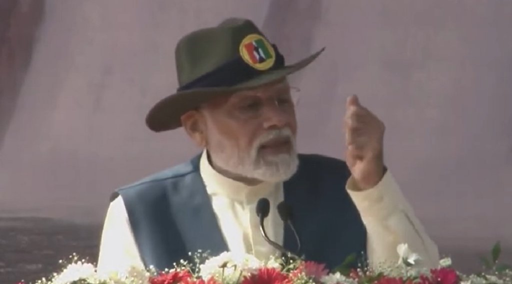 PM Modi in Kewariya