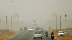 Pollution In Delhi: राजधानी में वायु गुणवत्ता का स्तर पहुंचा 300 के पार