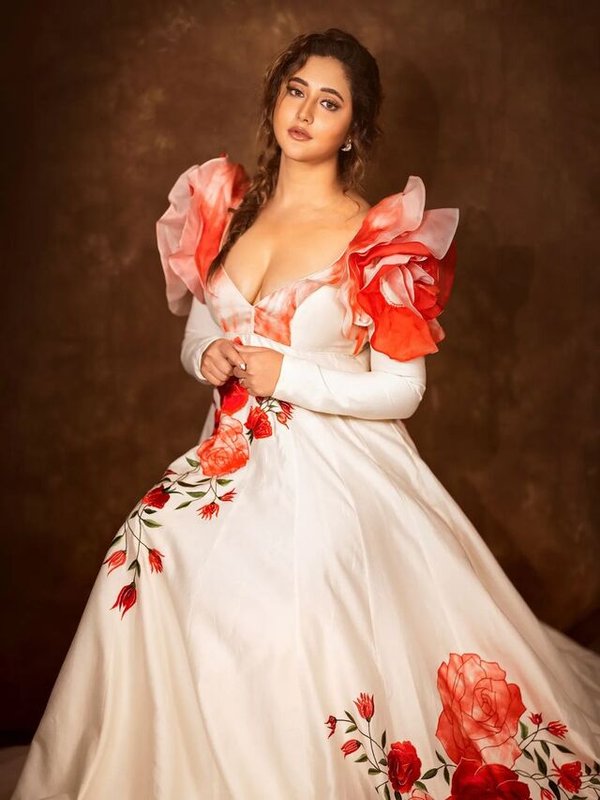 RASHMI DESAI IN FLORAL GOWN LOOK
