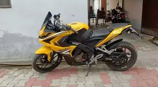 Second Hand Sports Bike, Second Hand Bajaj Bike, Second Hand Bajaj Pulsar RS200
