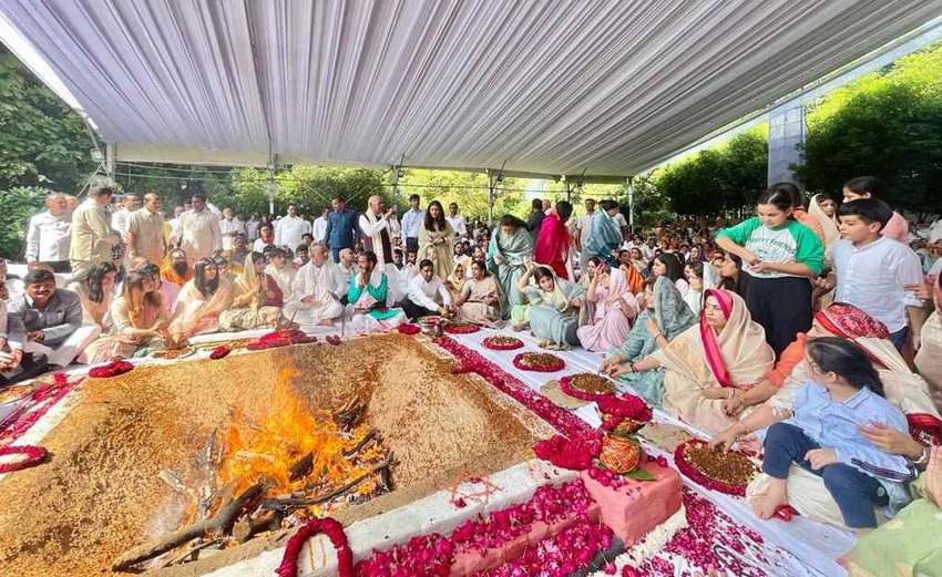 Mulayam Singh Yadav Shanti Havan