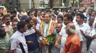 Congress president poll, Shashi Tharoor, Mallikarjun Kharge