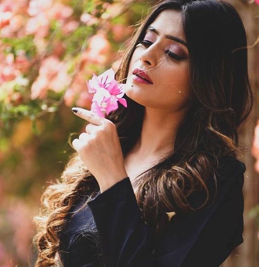पिछले दिनों टीवी एक्ट्रेस वैशाली ठक्कर (Vaishali Thakkar) ने सुसाइड कर लिया था। सुसाइड के बाद से ही वैशाली को लेकर कई तरह के खुलासे हो रहे हैं। हाल ही में उनके दोस्त और को-एक्टर रहे निशांत मलकानी (Nishant Malkani) ने बताया है कि वह अपने एक्स बॉयफ्रेंड का कारण डिप्रेशन में चली गई थीं। इसी डिप्रेशन का नतीजा हुआ कि उन्होंने अपनी जान दे दी।