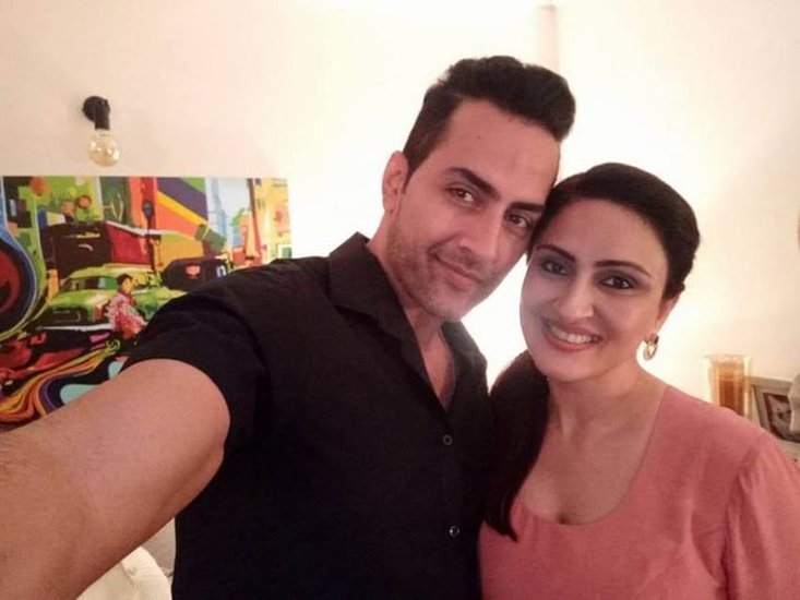 Sudhanshu Pande: अनुपमा के वनराज सुधांशु पांडे की रियल लाइफ पत्नी का नाम मोना&nbsp;पांडे है।