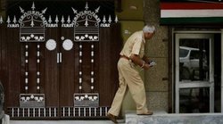 झूठी निकली गैंगरेप की कहानी! 53 लाख की प्रॉपर्टी के लिए महिला ने रची थी साजिश, गाजियाबाद पुलिस ने किए चौंकाने वाले खुलासे