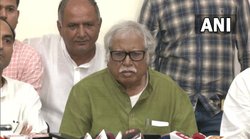 खड़गे और शशि थरूर के बीच होगा कांग्रेस अध्यक्ष का चुनाव, जानिए क्यों रद्द हुआ केएन त्रिपाठी का नामांकन
