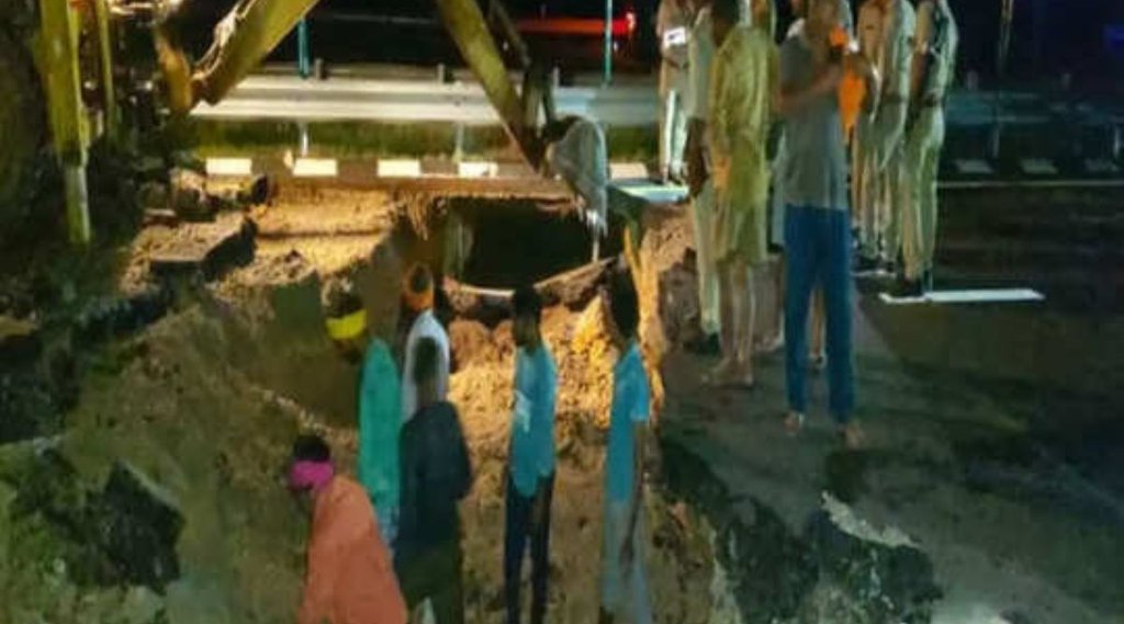 Sultanpur News, Purvanchal Expressway Collapsed