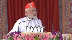 कांग्रेस ने मुझे अपशब्द कहने का ठेका किसी और को दे दिया है- राजकोट की रैली में पीएम मोदी के निशाने पर AAP और कांग्रेस