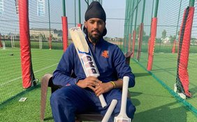Vikramjit-Singh-faces-India-in-Sydney-today