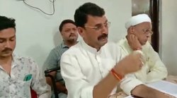 BJP से न‍िकाले जाने पर रोते हुए बोले नेता जी- 30 साल पार्टी में रहा और आज कीड़े-मकोड़े की तरह न‍िकाल फेंका