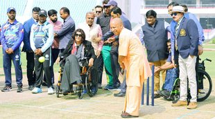 Yogi Adityanath II Lucknow II Cricket