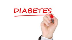 Blood Sugar: ब्लड शुगर कंट्रोल करने में कारगर हैं ये आयुर्वेदिक उपाय, डॉक्टर से जानिए