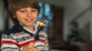 First Aid Treatment for Fireworks Burns,Fireworks Burns and Injuries during diwali,how to burn skin during diwali