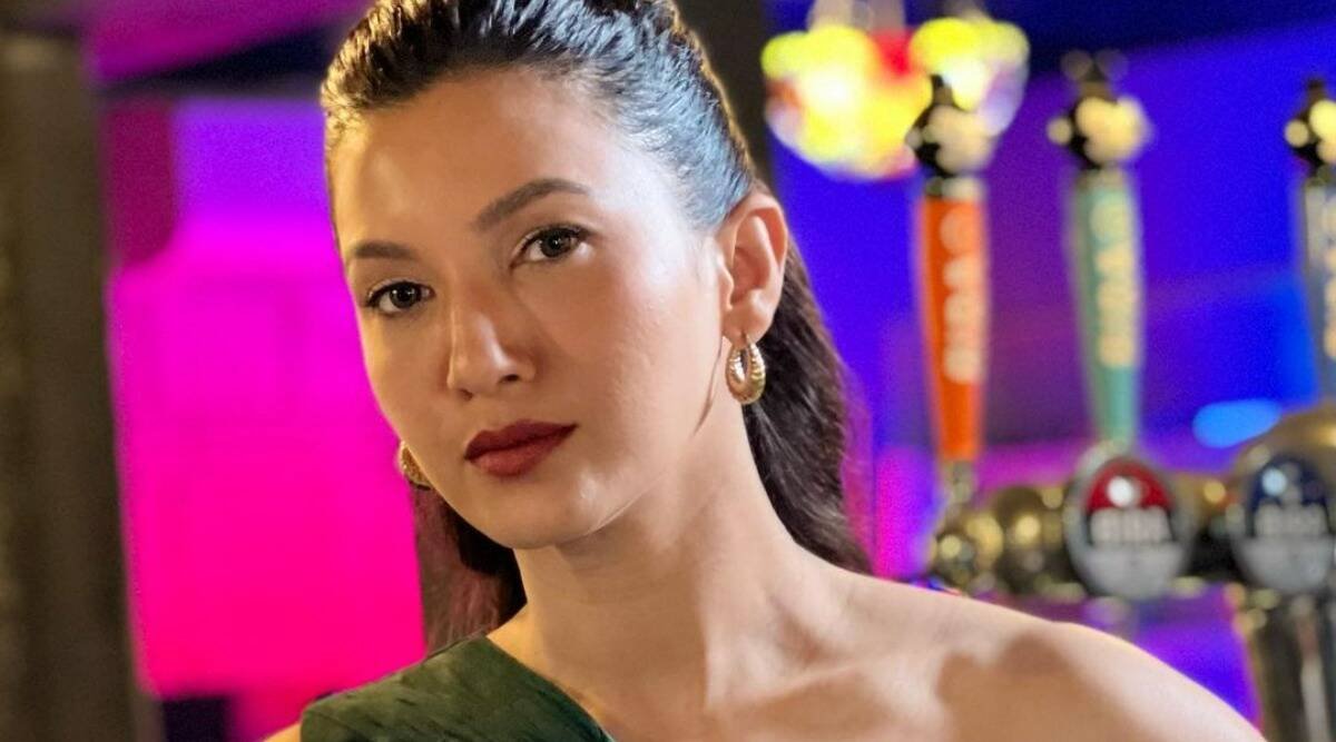 Arvind Kejriwal,Gauahar Khan