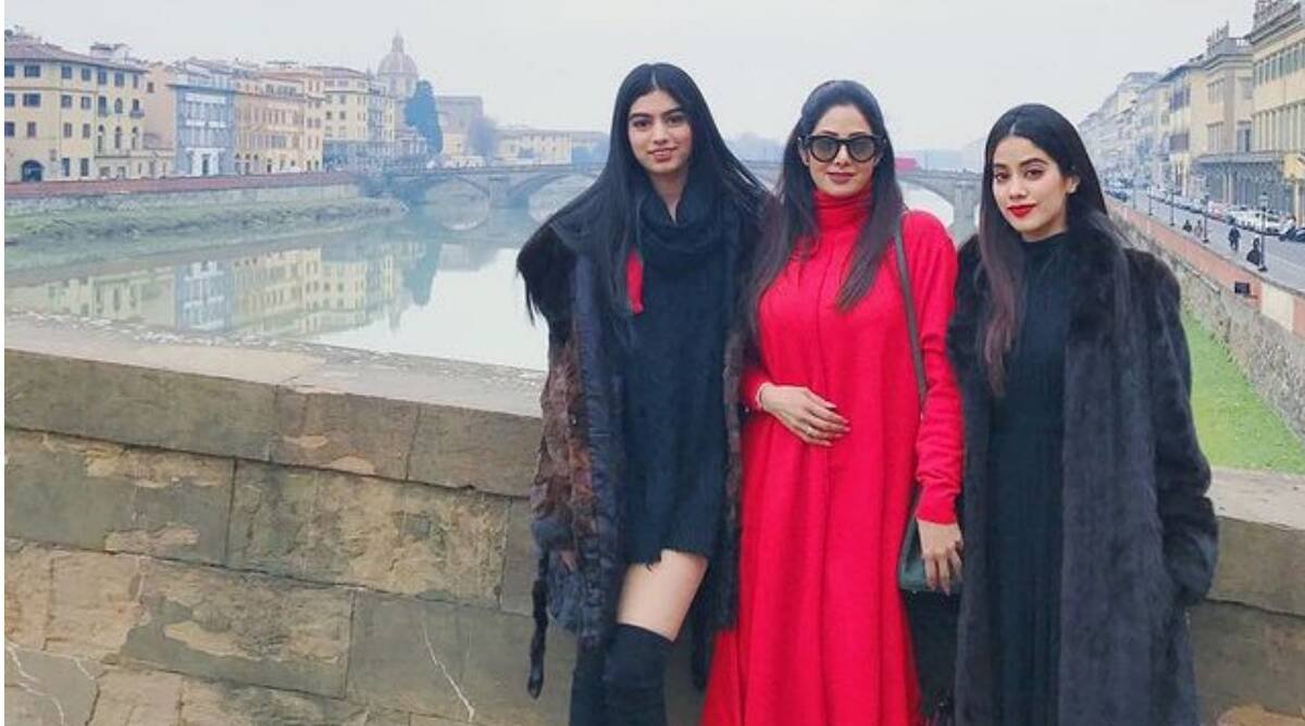 Shridevi, Jahnvi kapoor, Khushi kapoor