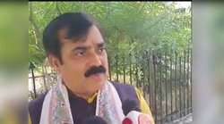 बिहार: बीजेपी नेता के घर आए दिन निकल रहा सांप, जीवेश मिश्रा बोले- 8-10 सांप निकल चुके लेकिन भाजपा वालों को कुछ करता नहीं