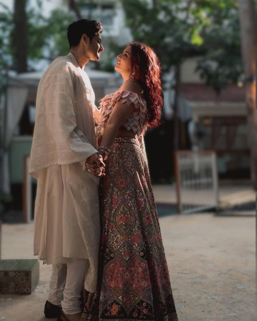 ये फोटो पोस्ट करते हुए रिचा चड्ढा ने लिखा- मोहब्बत मुबारक। (Photo: Richa Chadha/Instagram)