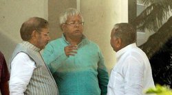 Mulayam Singh Yadav: लालू ने सुनाया यादव तिकड़ी का पार्लियामेंट वाला किस्सा, मुलायम और शरद के साथ मिलकर कैसे मचाया था धमाल