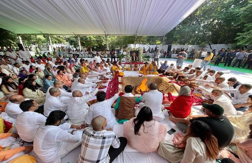 Mulayam Singh Yadav Shanti Havan