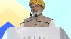 गुजरात विधानसभा चुनाव: नरेंद्र मोदी के पीएम बनने के बाद से तीन सीएम बना चुकी है भाजपा, सीटें हो गई हैं 115 से 99
