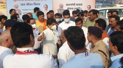 एमपी: ग्वालियर में मीडिया से बात करते हुए ज्योतिरादित्य सिंधिया ने हाथ जोड़कर क्या अपील की, जानिए