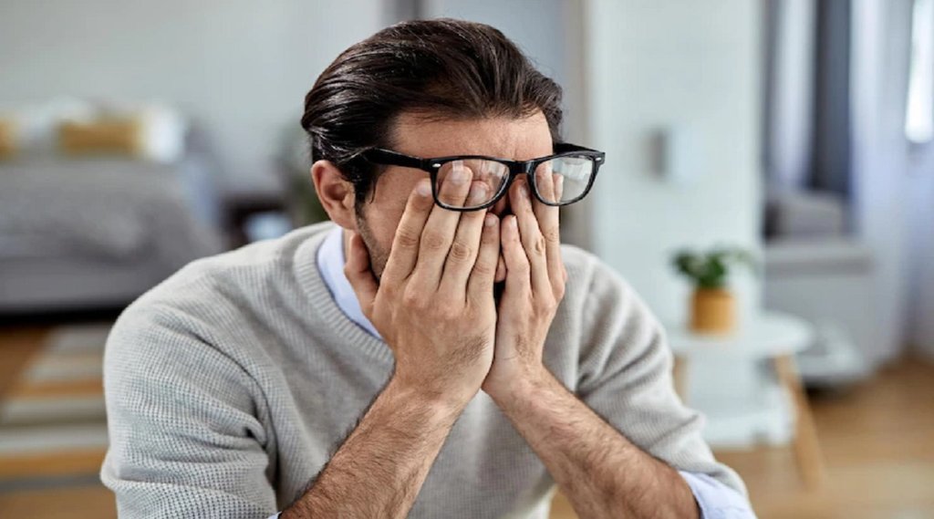 tiredness synonyms, tiredness and fatigue, waking up tired and no energy, waking up tired after 8 hours of sleep,