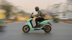 Electric Vehicle Buying Guide: Ather 450X से मिलती है 105 km की रेंज के साथ 7 इंच की TFT और एक दर्जन से ज्यादा हाइटेक फीचर्स