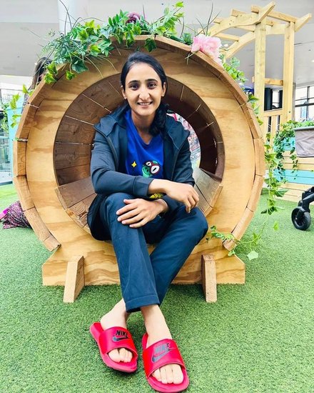 लाहौर में पली बढ़ी बिस्माह मारूफ को इसी साल पाकिस्तान के चौथे सर्वोच्च नागरिक पुरस्कार तमगा-ए-पाकिस्तान से नवाजा गया है। (Photo: Bismah Maroof facebook)